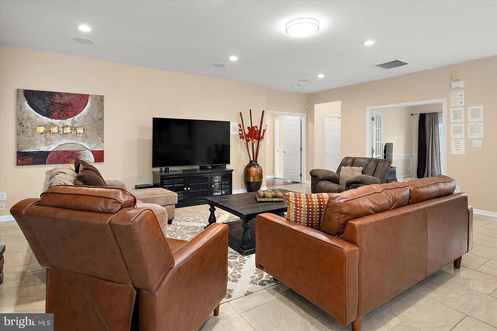 8705 HABITAT COURT