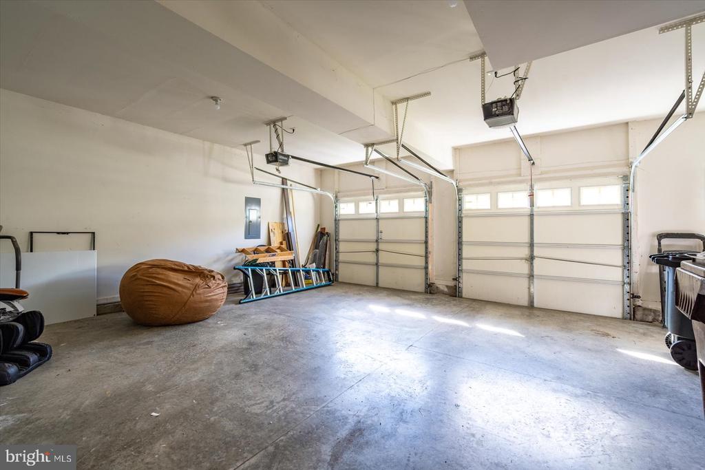 8705 HABITAT COURT