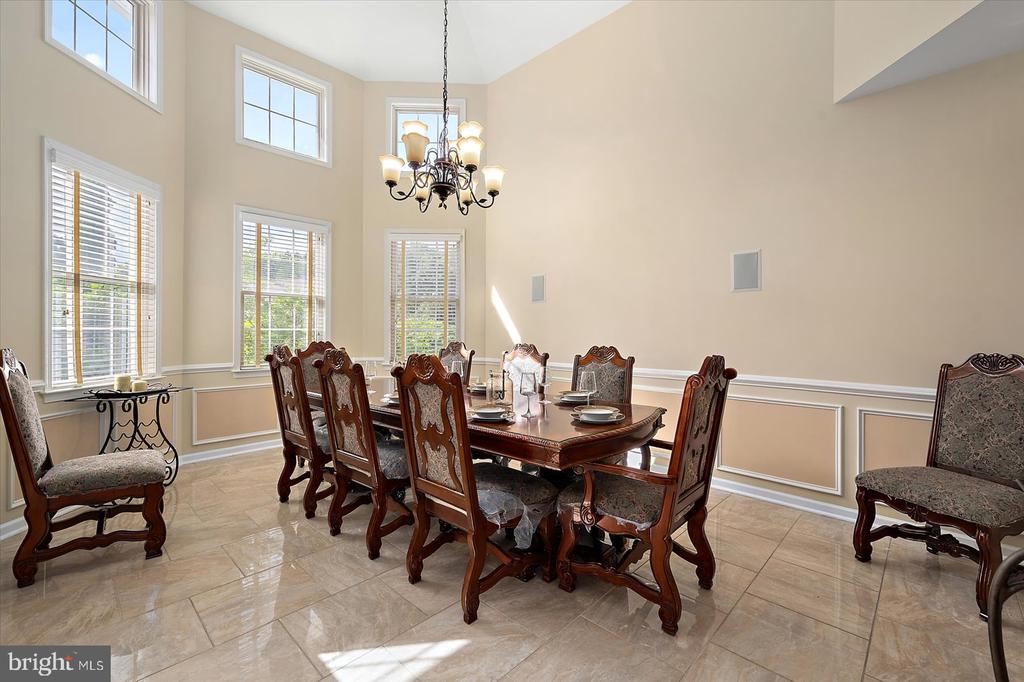 8705 HABITAT COURT