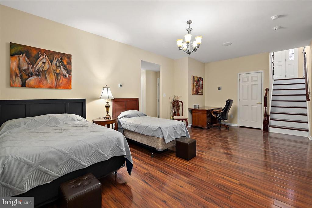 8705 HABITAT COURT