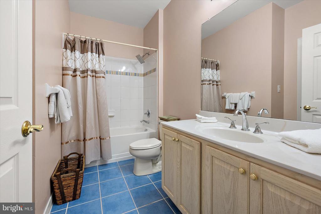 8705 HABITAT COURT
