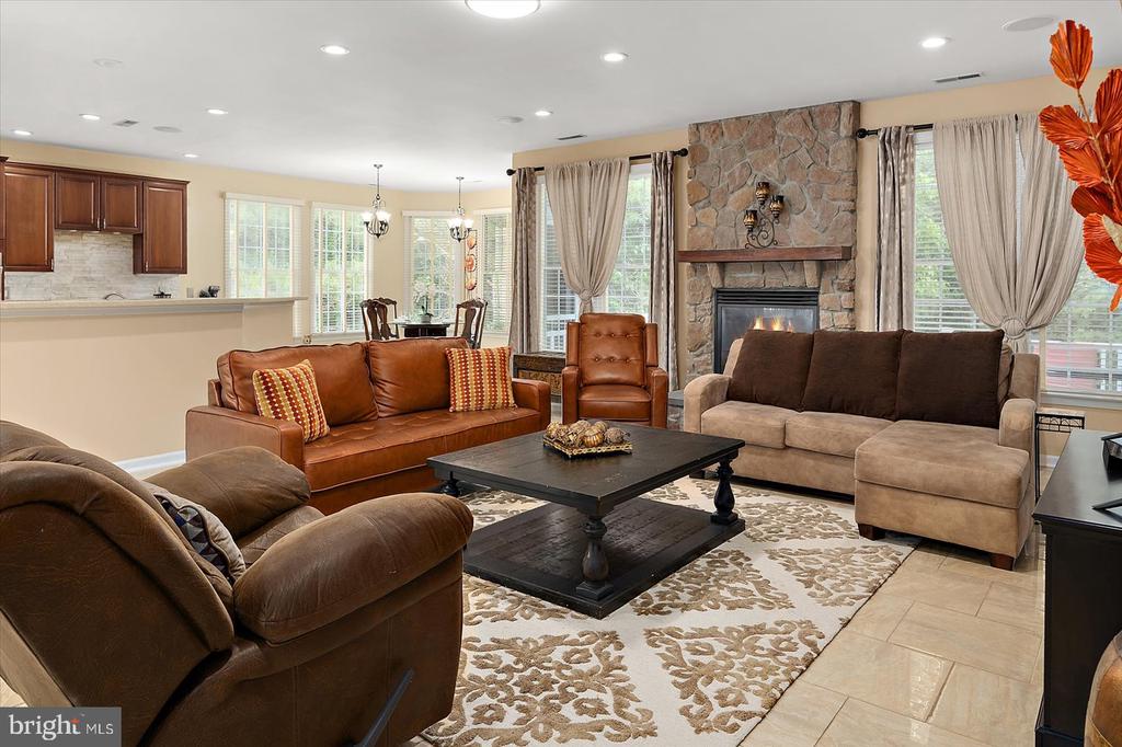 8705 HABITAT COURT