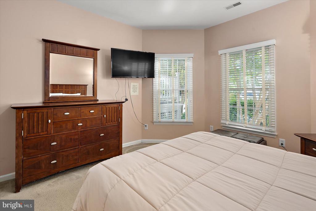 8705 HABITAT COURT