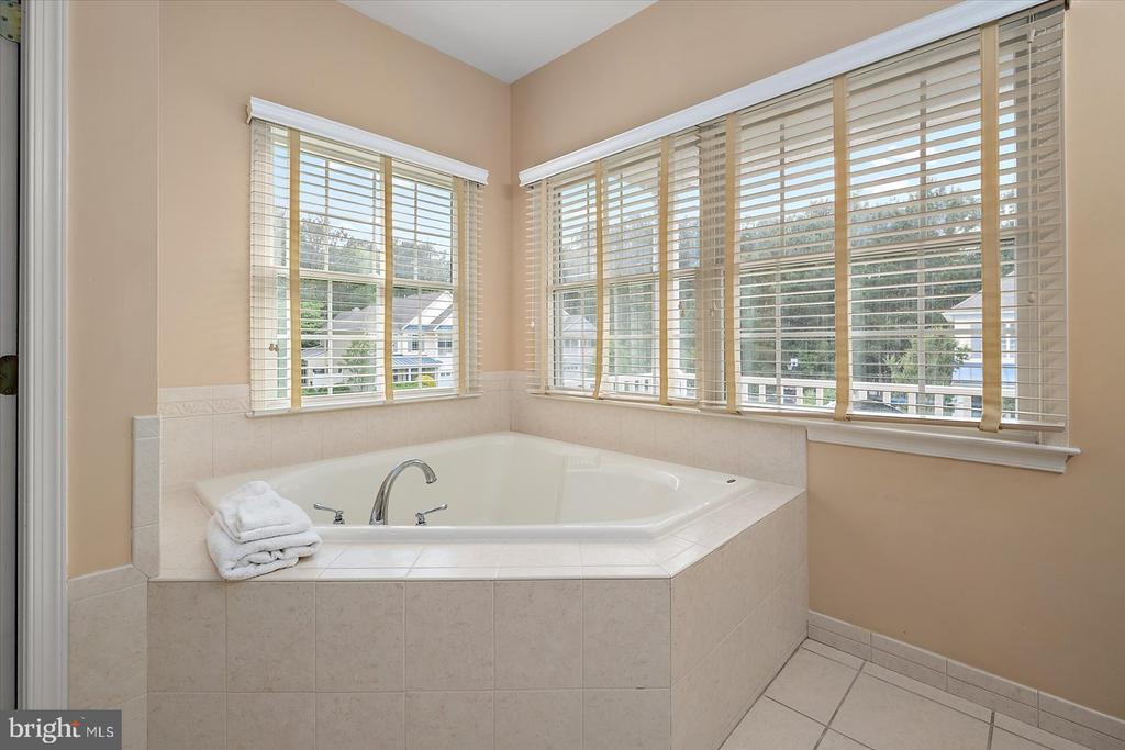 8705 HABITAT COURT