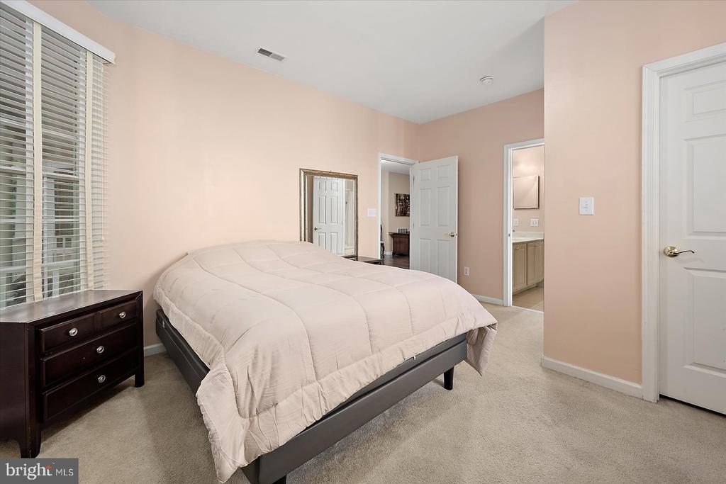 8705 HABITAT COURT
