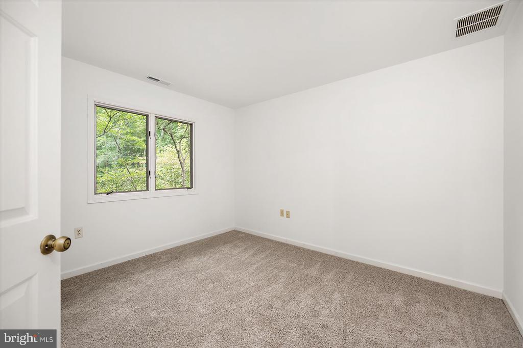11410 GASKIN DRIVE