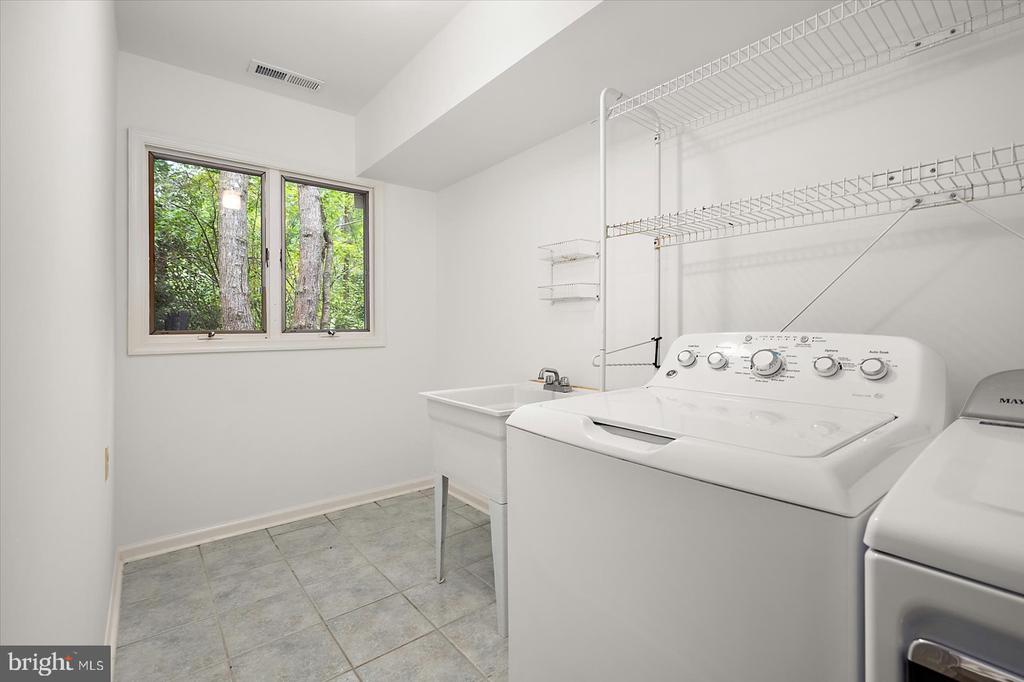 11410 GASKIN DRIVE