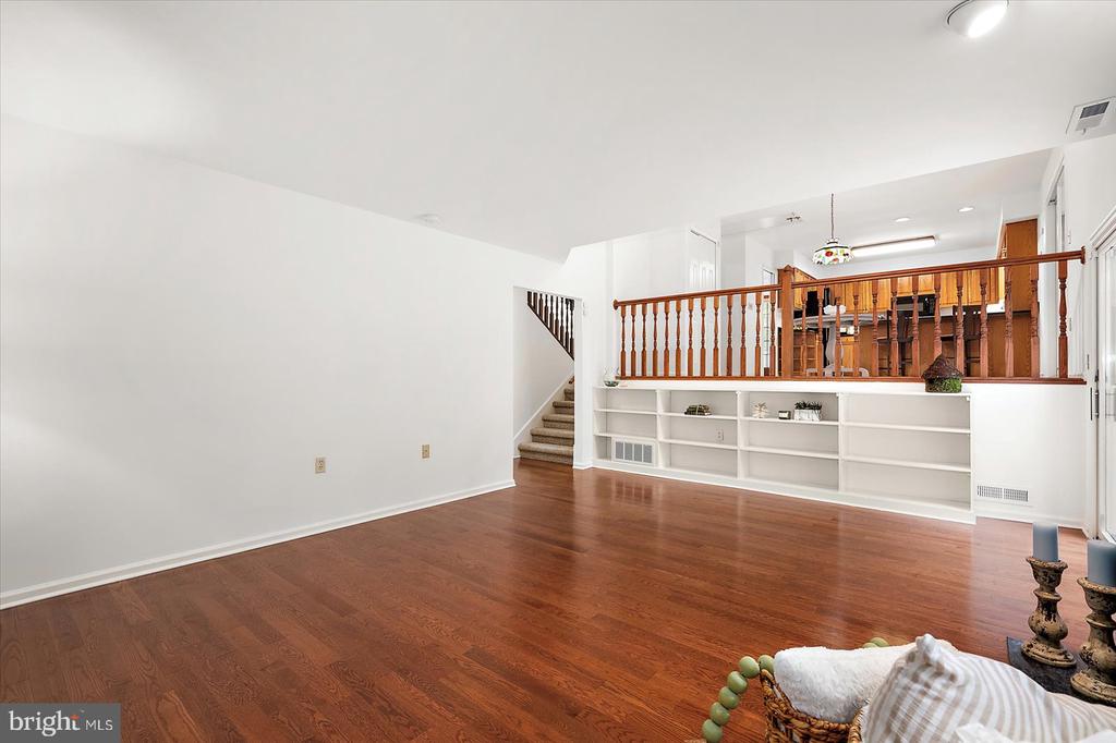 11410 GASKIN DRIVE