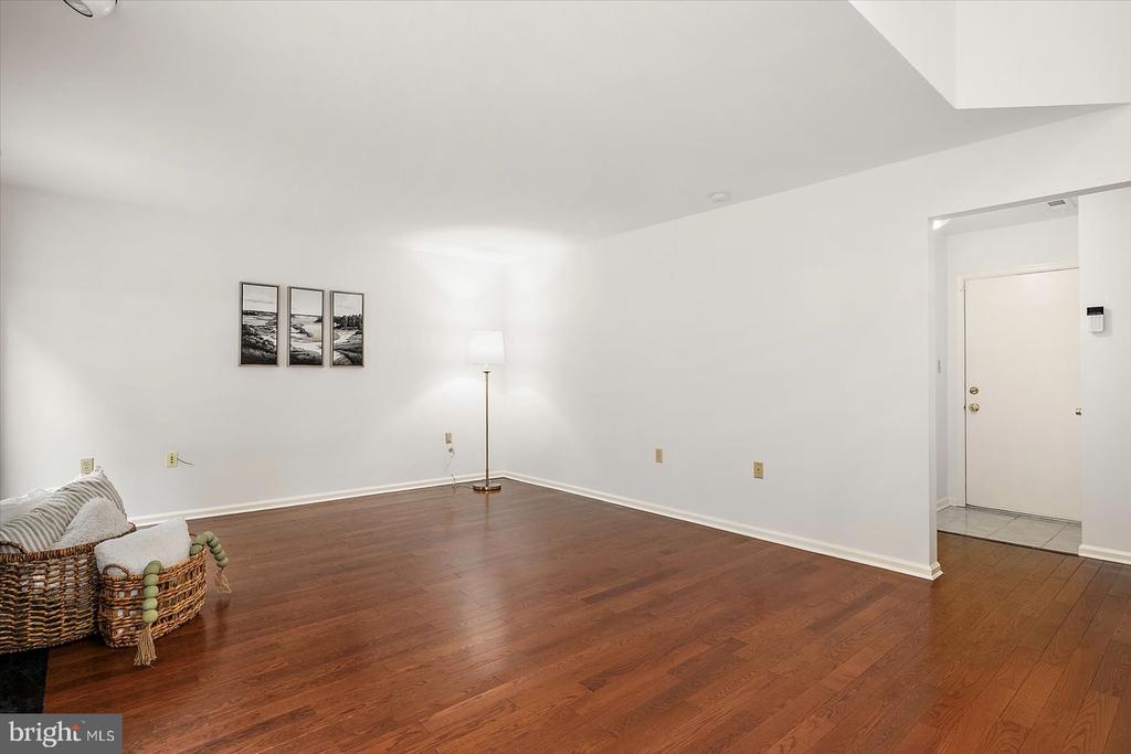 11410 GASKIN DRIVE