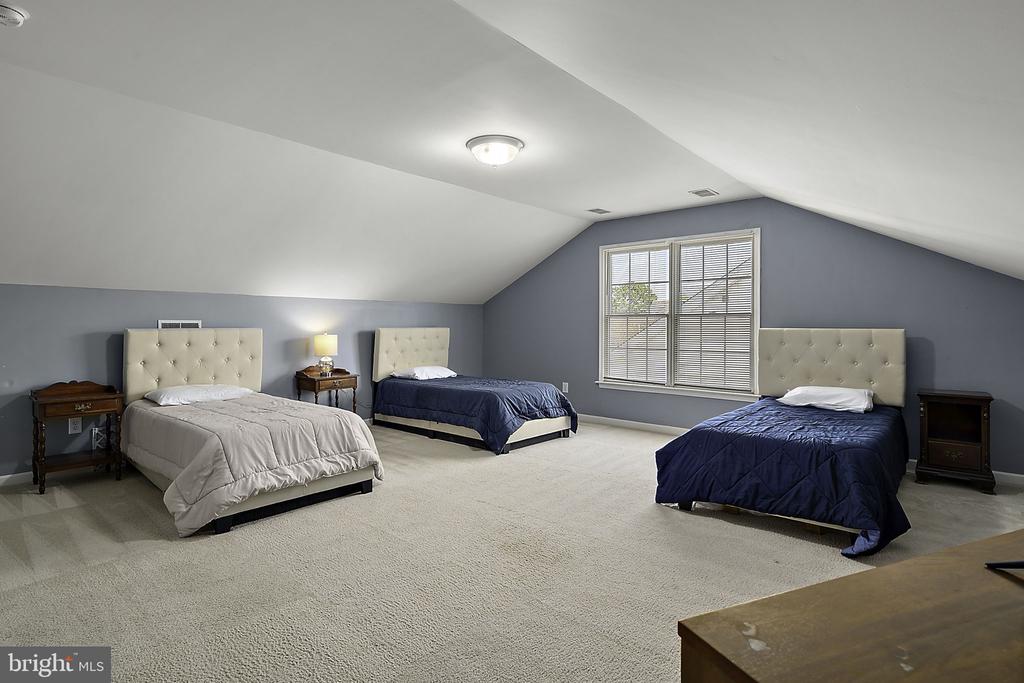 12167 SNUG HARBOR ROAD