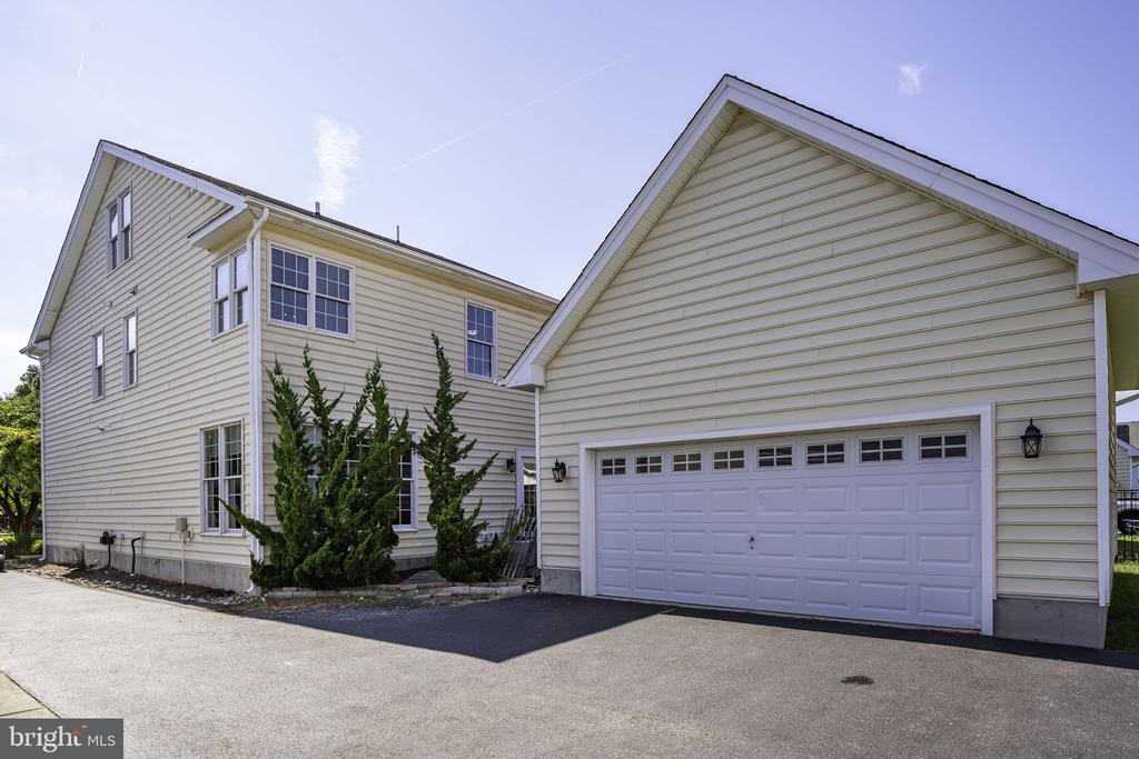 12167 SNUG HARBOR ROAD