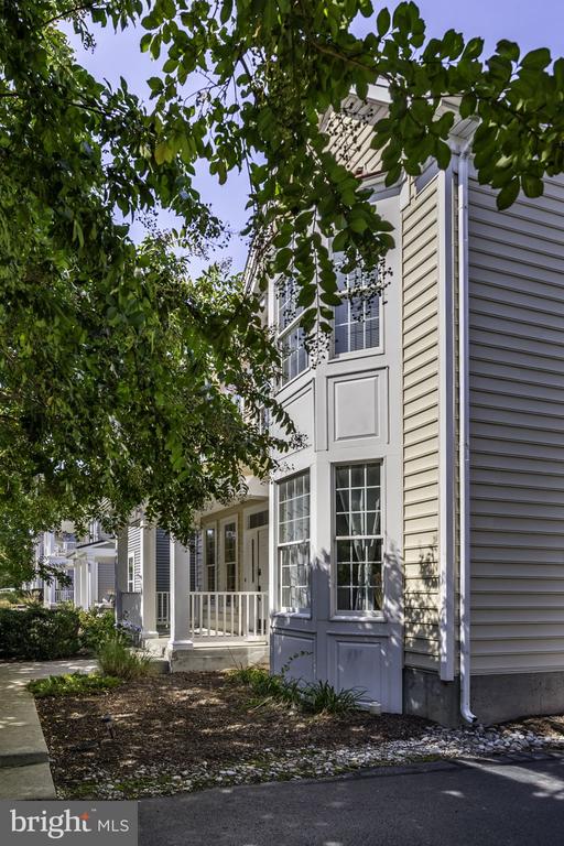 12167 SNUG HARBOR ROAD
