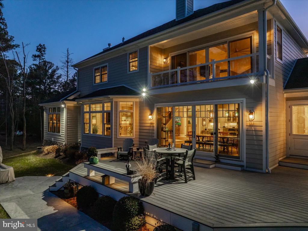 9515 HARBOR LIGHTS DRIVE