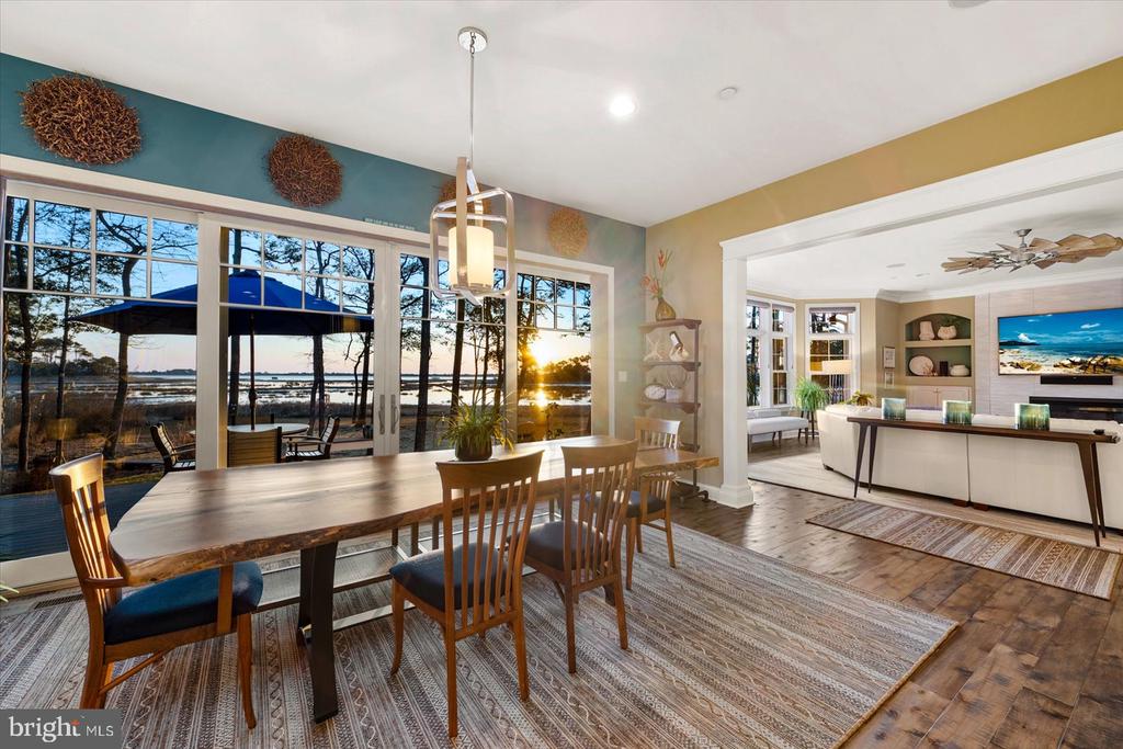 9515 HARBOR LIGHTS DRIVE