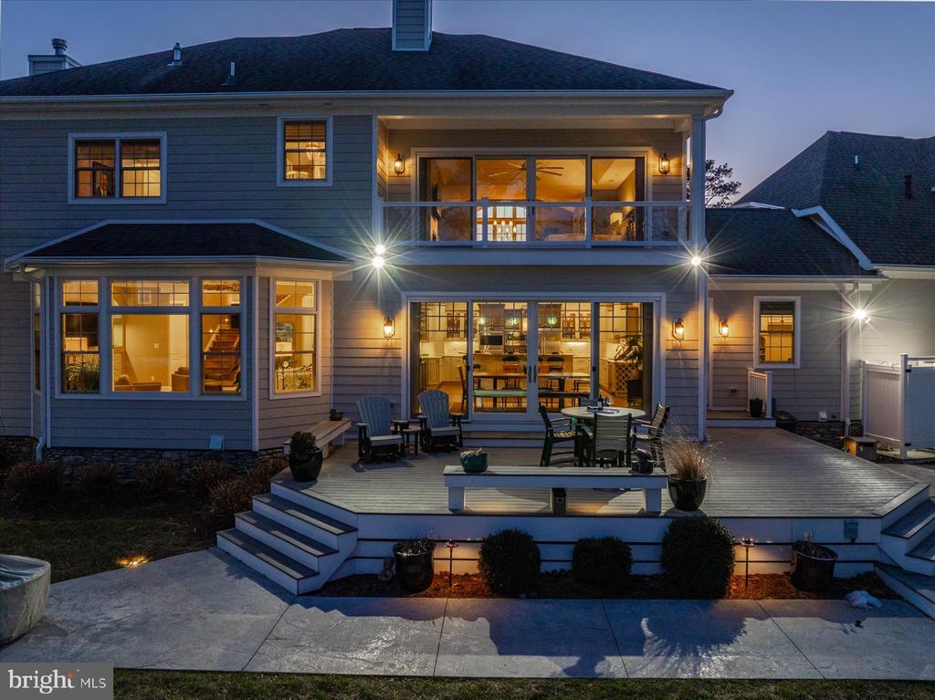 9515 HARBOR LIGHTS DRIVE