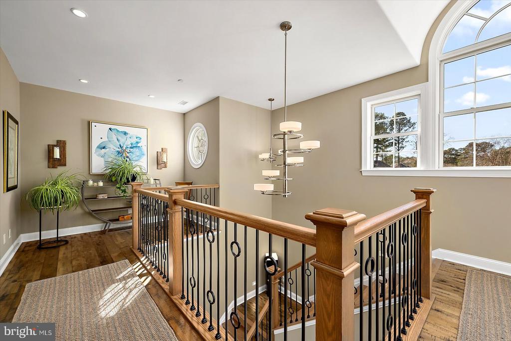 9515 HARBOR LIGHTS DRIVE