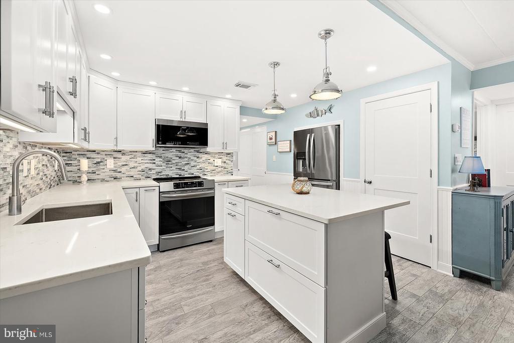 1801 ATLANTIC AVENUE Unit: 402
