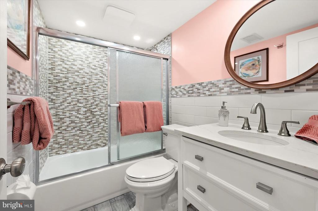 1801 ATLANTIC AVENUE Unit: 402