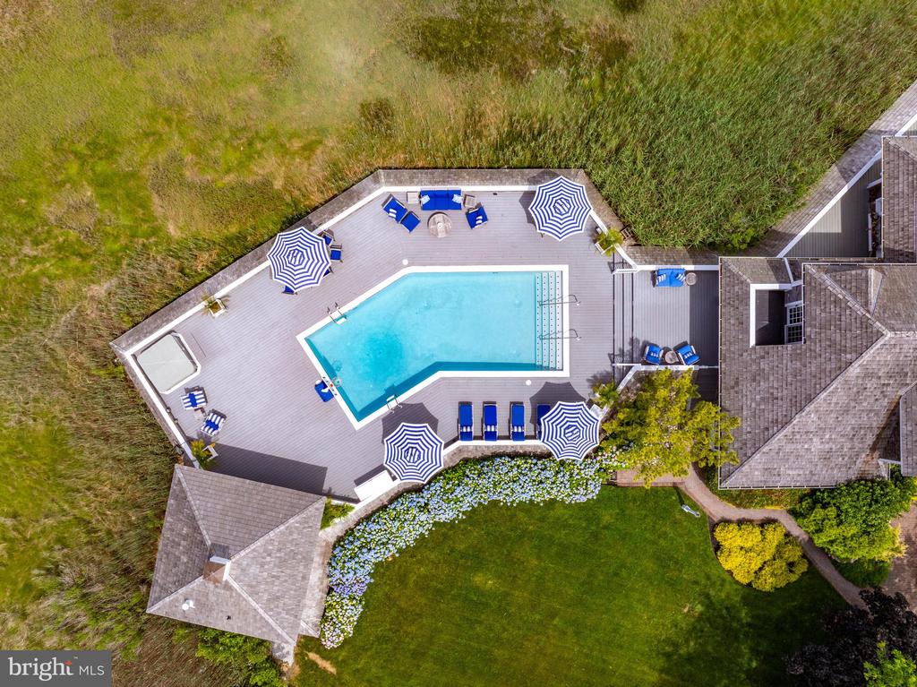 1546 TEAL DR