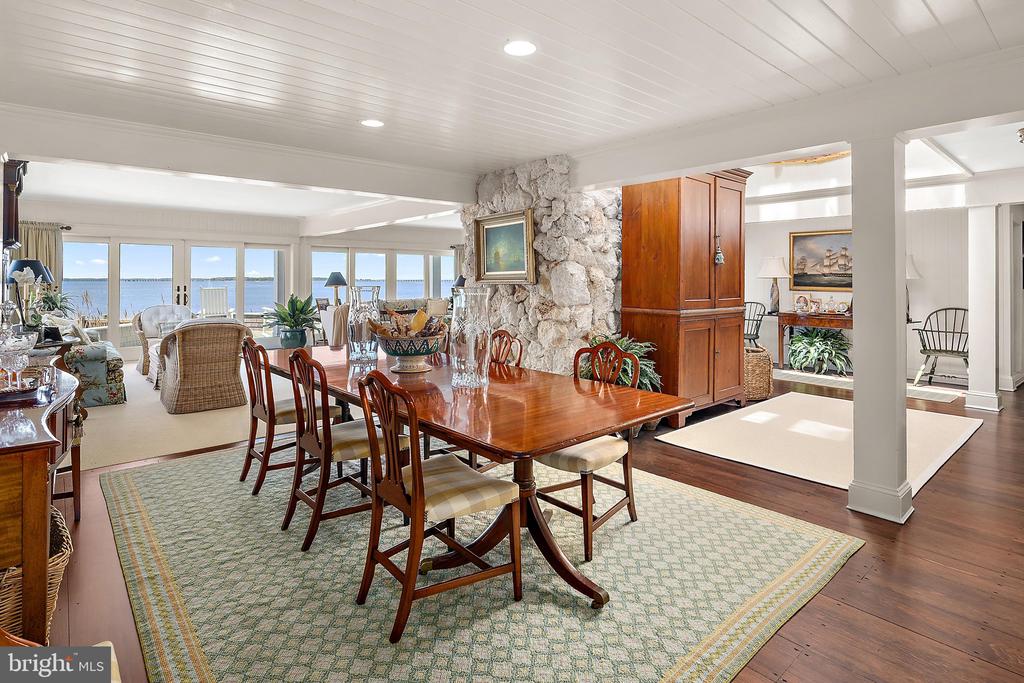 1546 TEAL DR