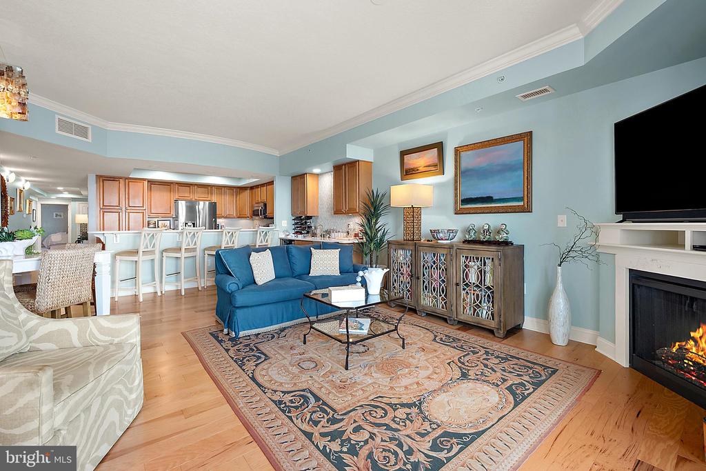 121 81ST STREET Unit: 810