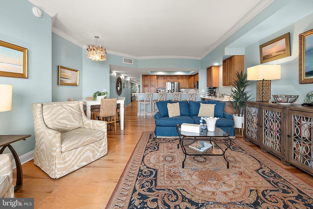 121 81ST STREET Unit: 810