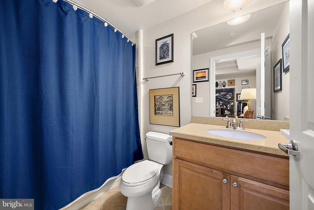121 81ST STREET Unit: 810
