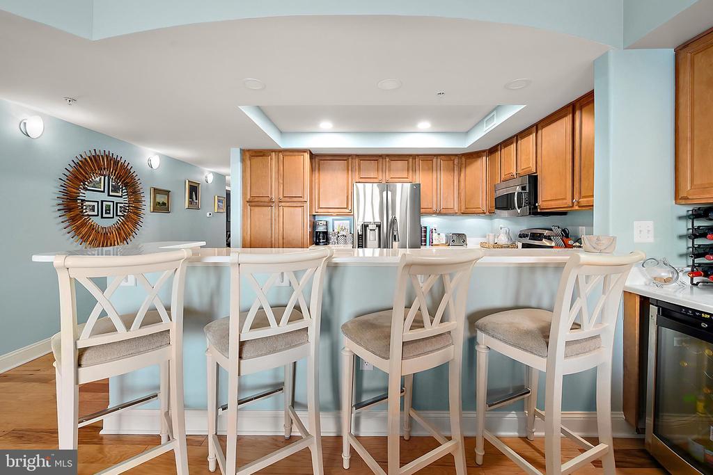 121 81ST STREET Unit: 810