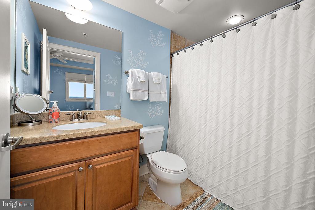 121 81ST STREET Unit: 810