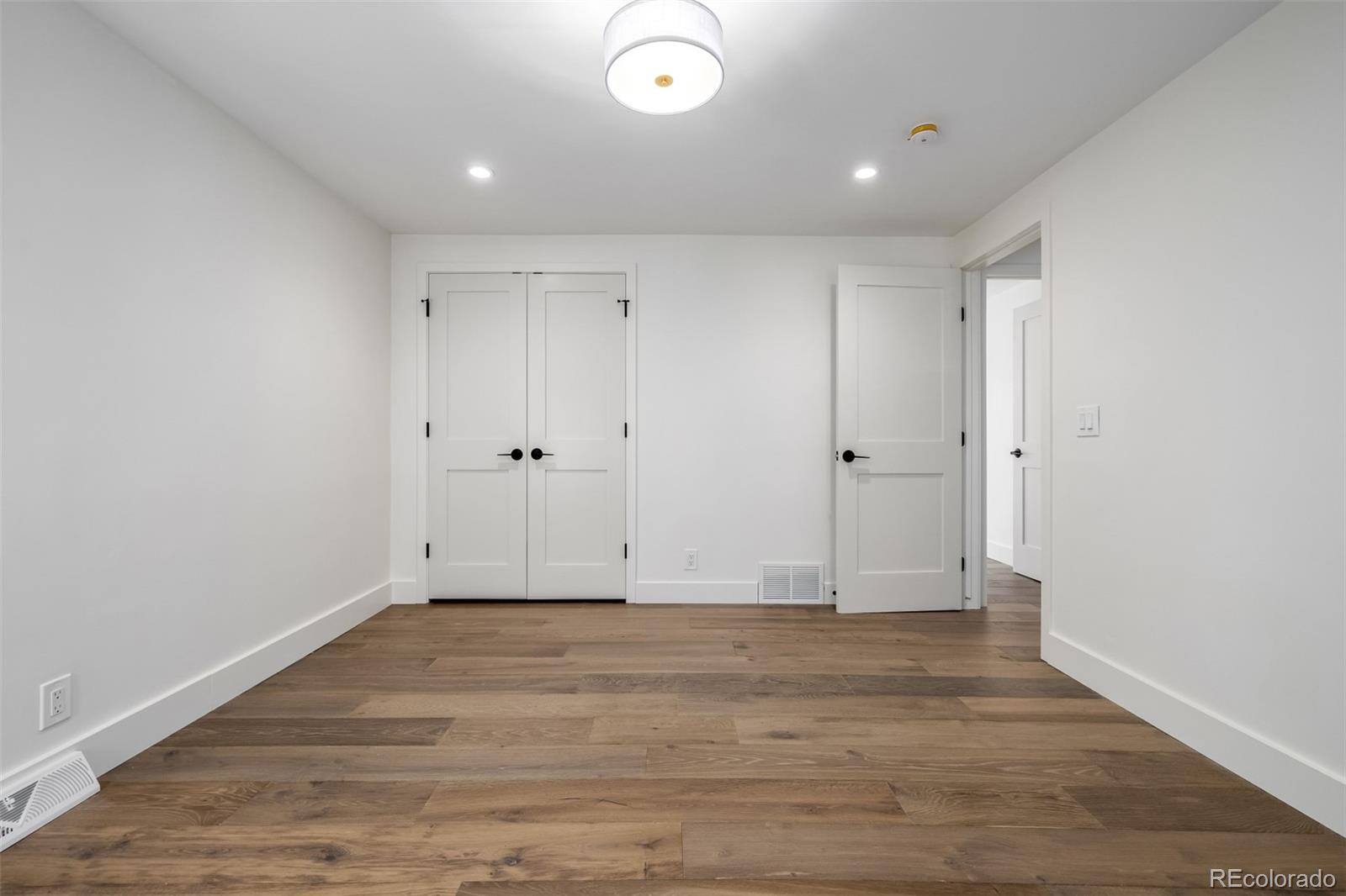 3 E Belleview Drive
