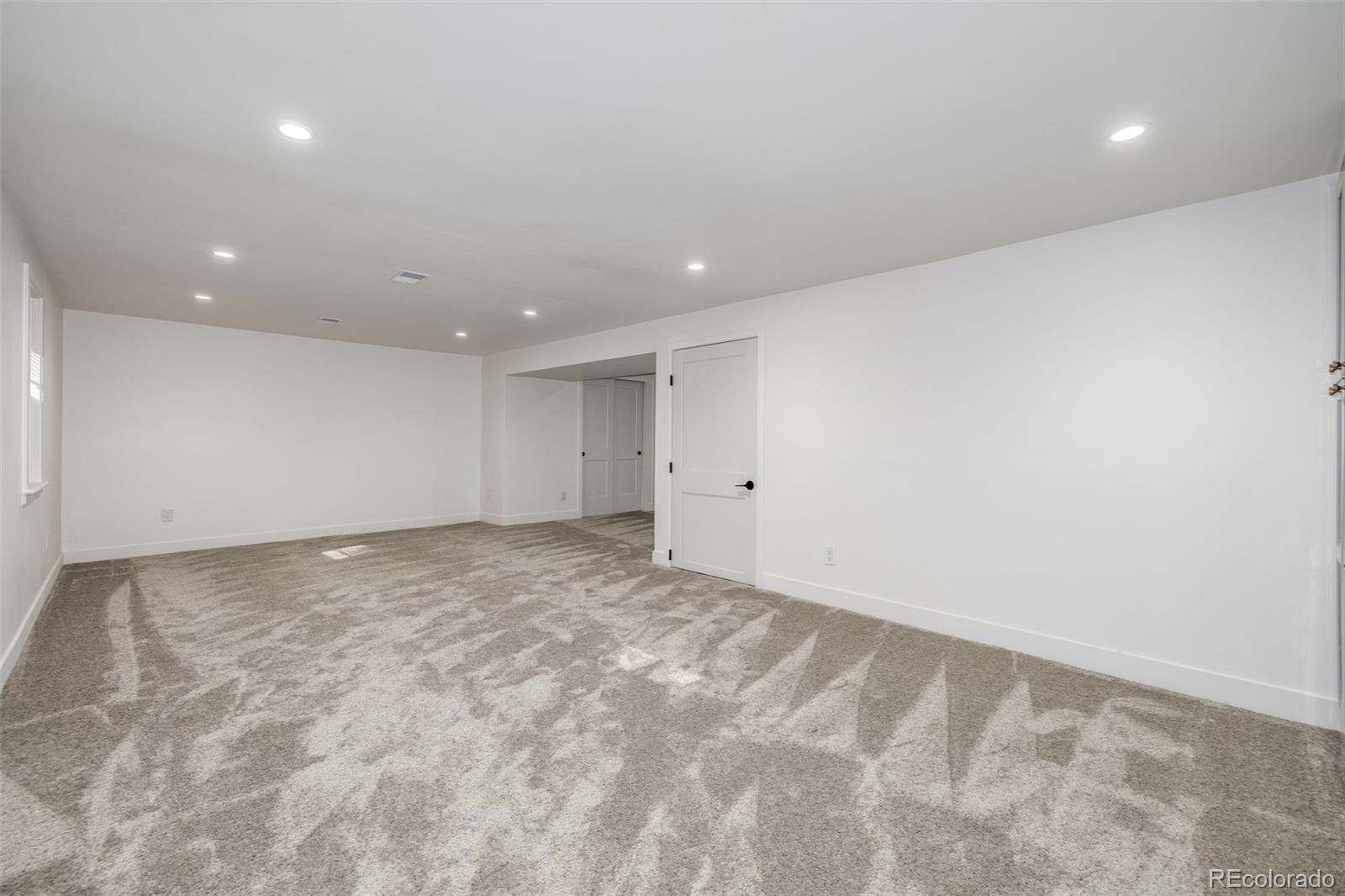 3 E Belleview Drive