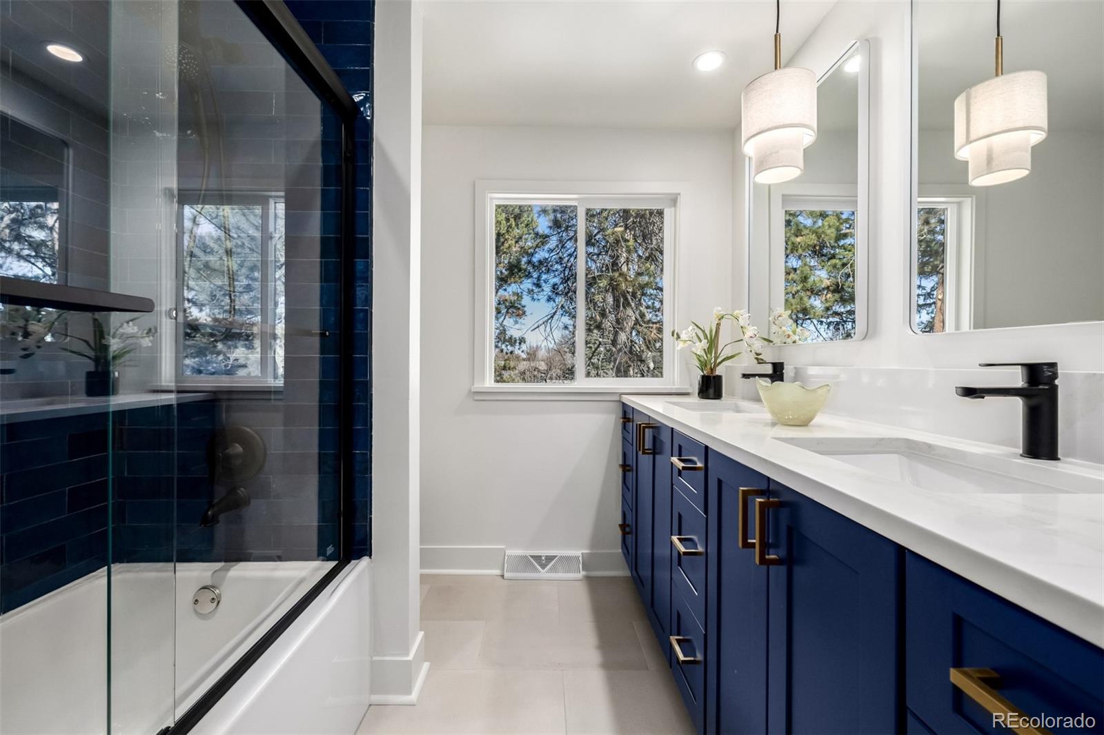 3 E Belleview Drive