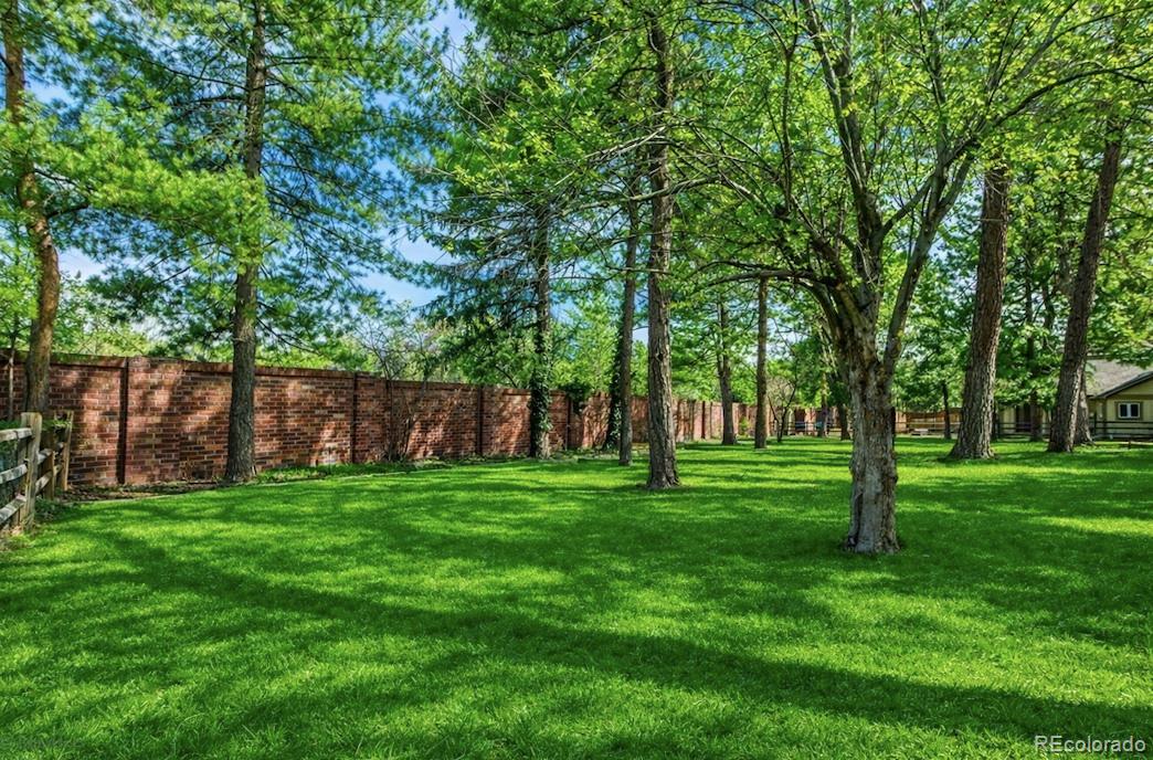 3 E Belleview Drive