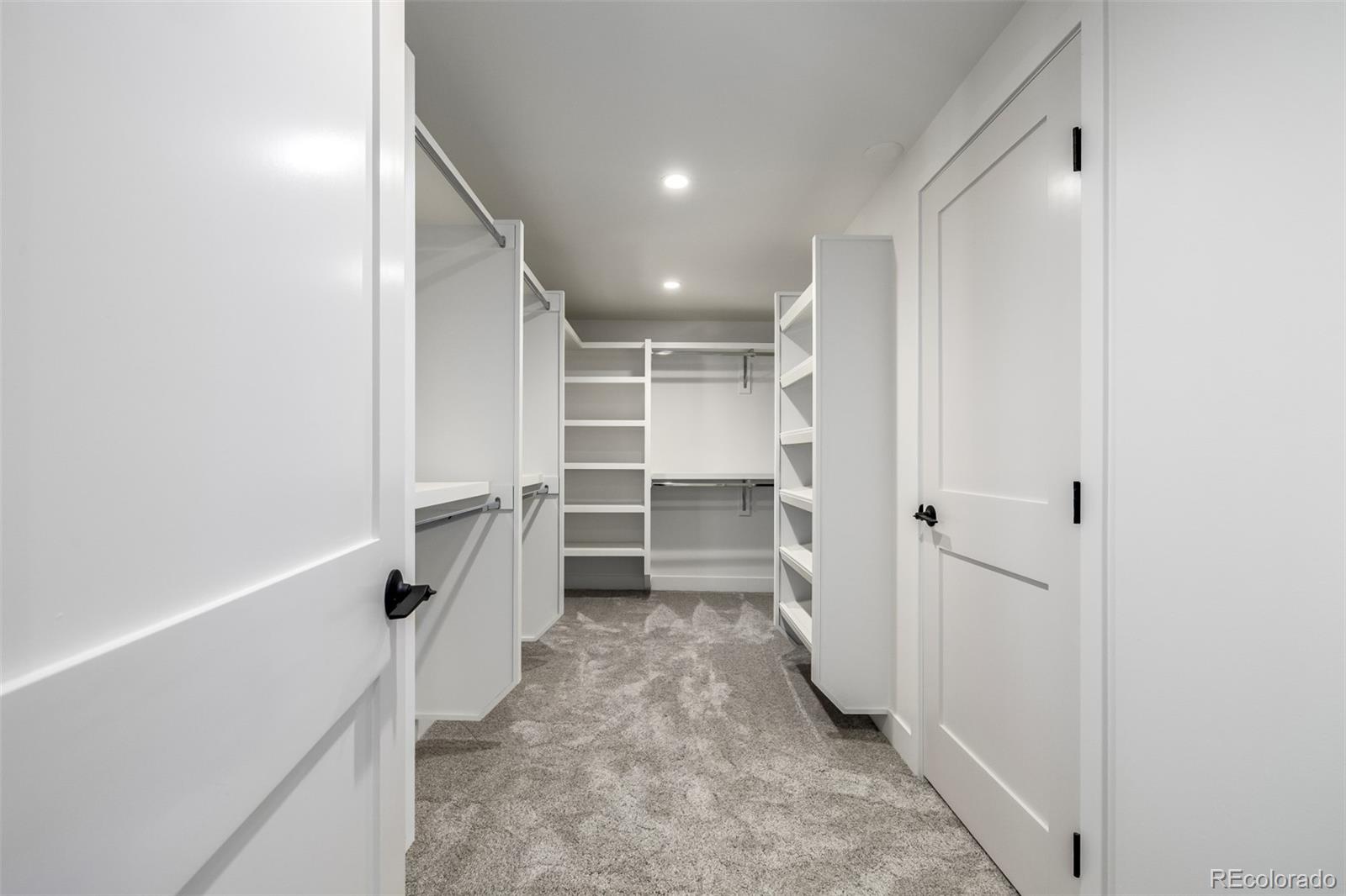 3 E Belleview Drive