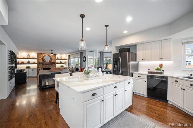 1014 Southbury Place