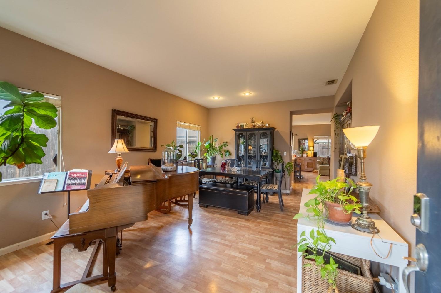 2315 Merriment Court