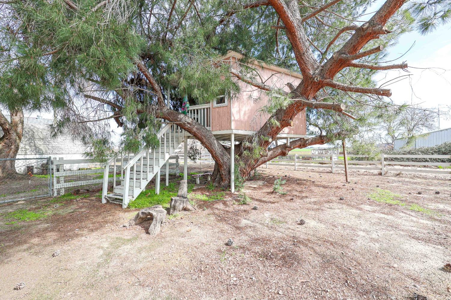 9470 Sunset Drive