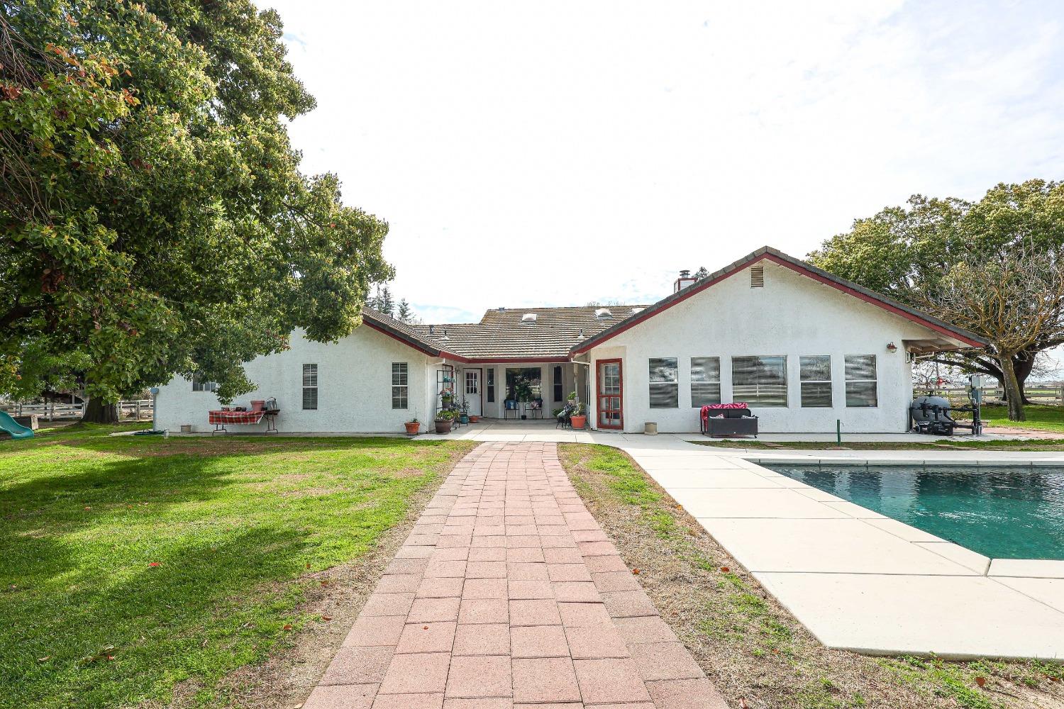 9470 Sunset Drive