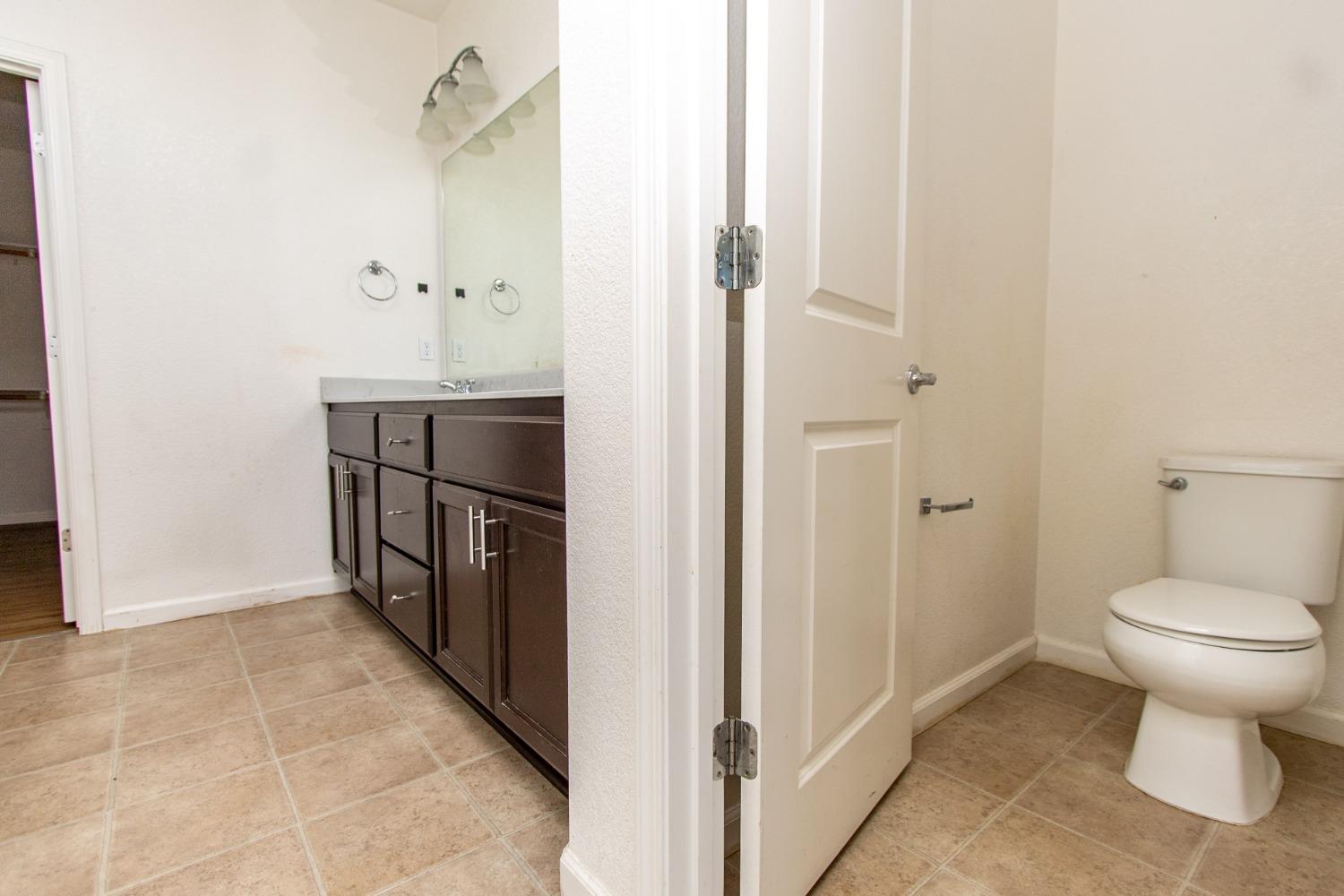 5218 Amaryllis Way