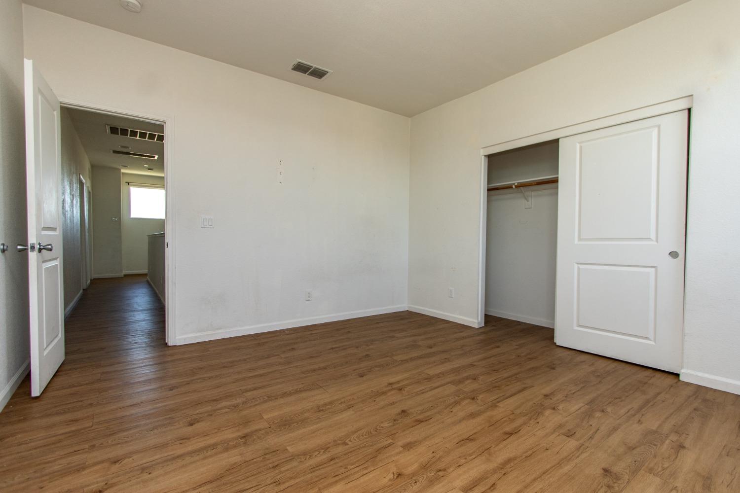5218 Amaryllis Way