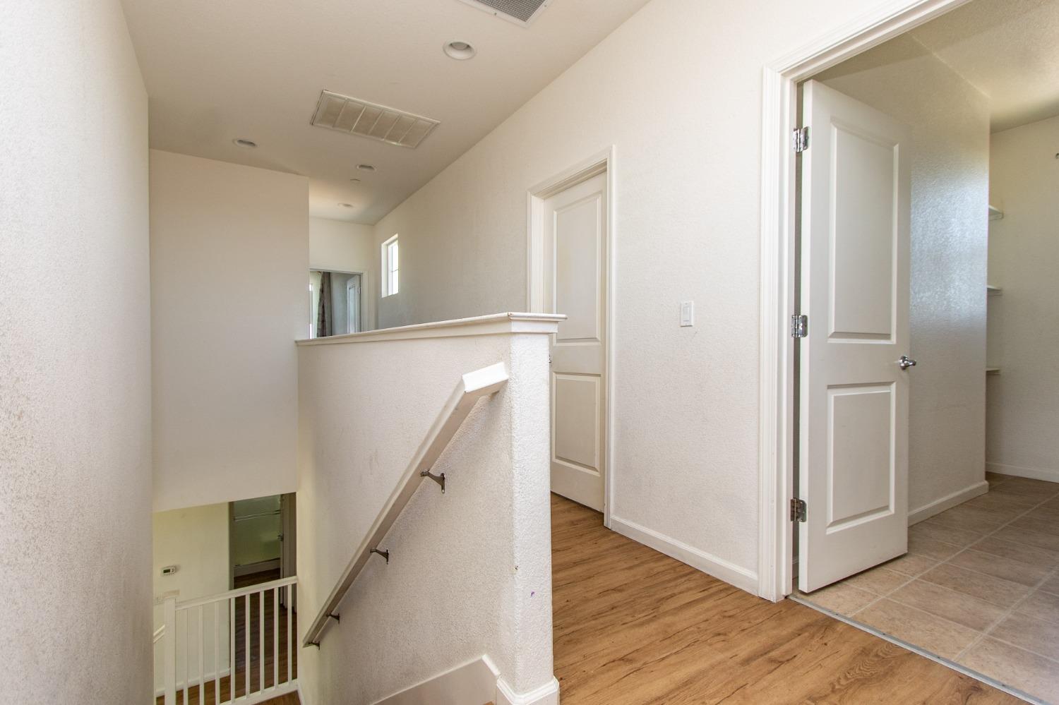 5218 Amaryllis Way