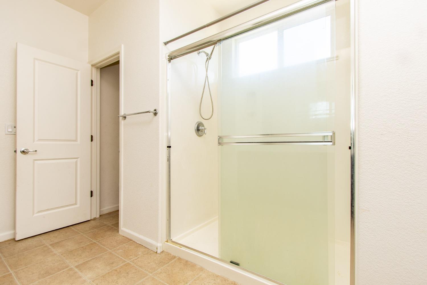 5218 Amaryllis Way
