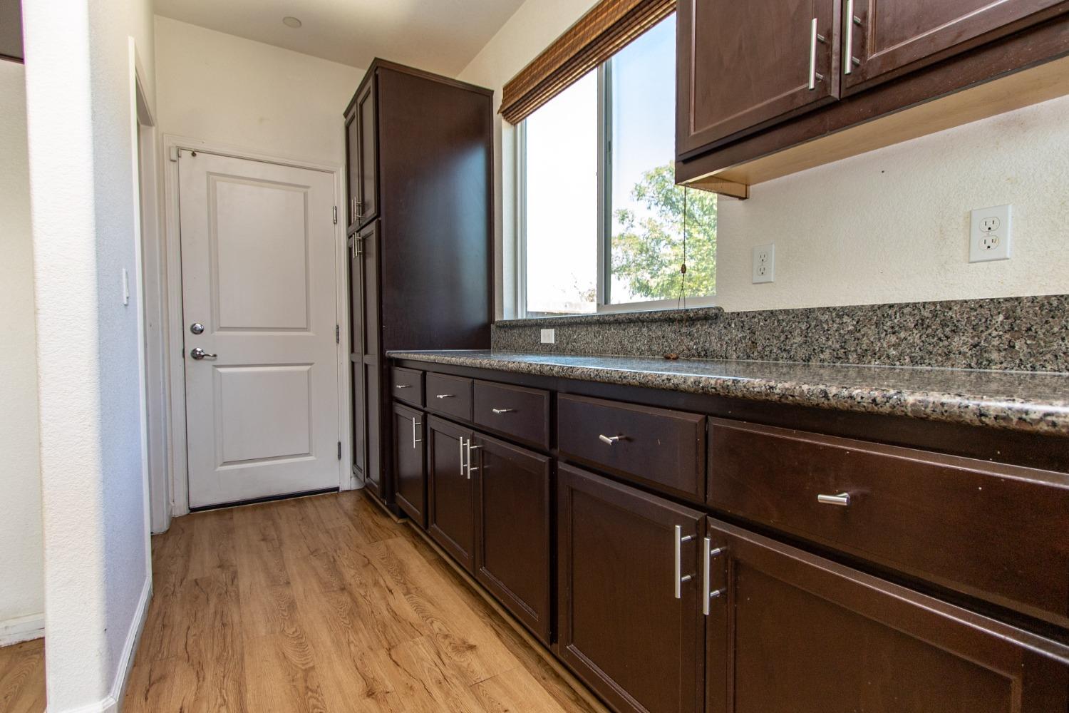 5218 Amaryllis Way