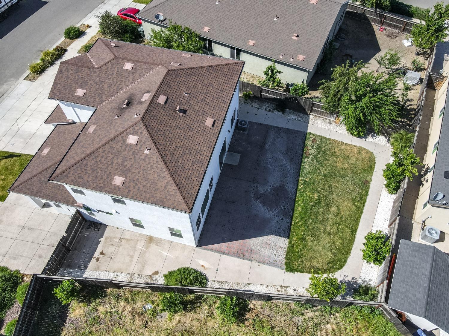 5218 Amaryllis Way