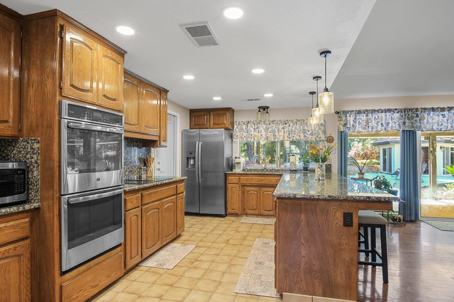 2977 Whitegate Drive
