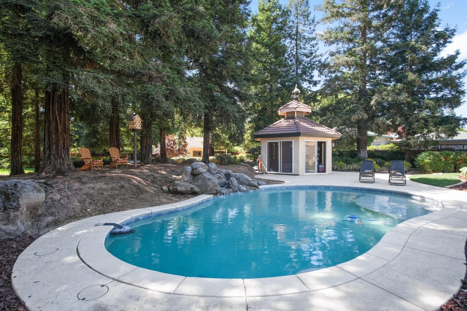2977 Whitegate Drive