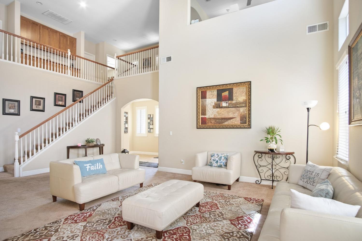 2209 Giant Oak Lane