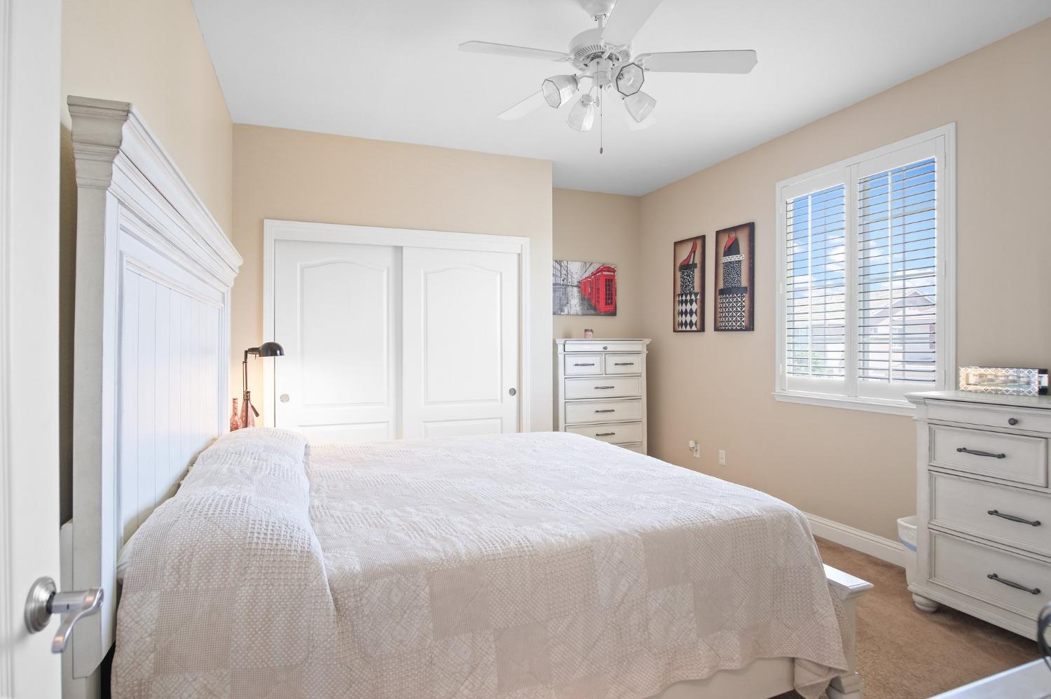2209 Giant Oak Lane
