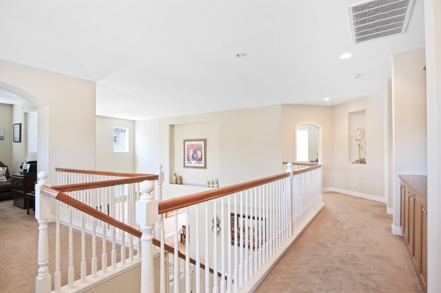 2209 Giant Oak Lane