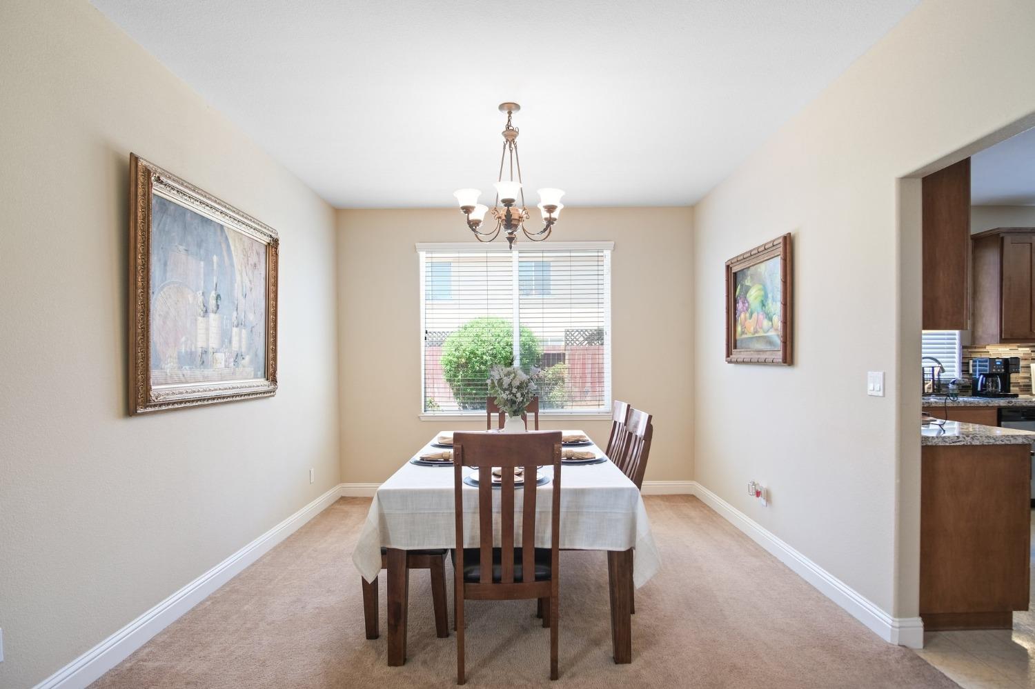 2209 Giant Oak Lane